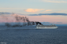Πειραιάς: Στα ύψη η ατμοσφαιρική ρύπανση από τα πλοία!