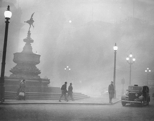 "Great Smog of '52"... To νέφος που παρέλυσε το Λονδίνο