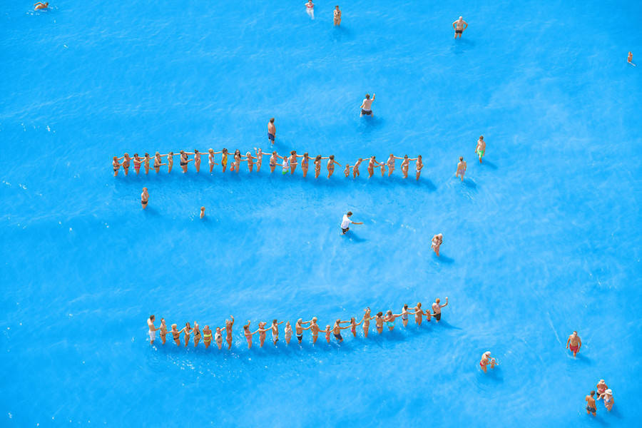 Aerial Photographs of Vacationers in the Adriatic Sea13 900x600