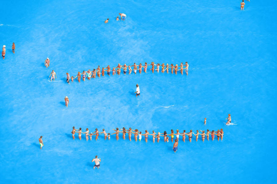 Aerial Photographs of Vacationers in the Adriatic Sea14 900x600 1