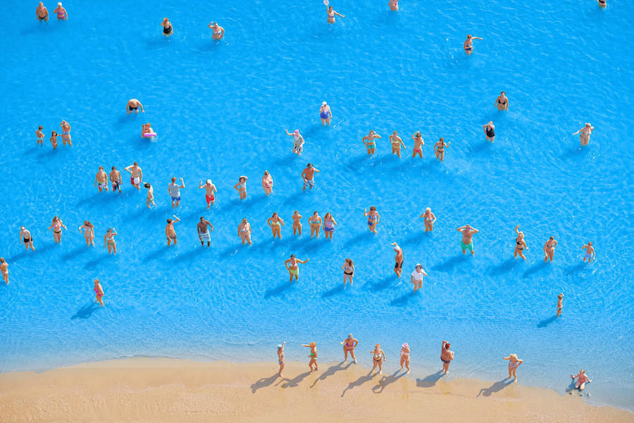 Aerial Photographs of Vacationers in the Adriatic Sea15 900x600