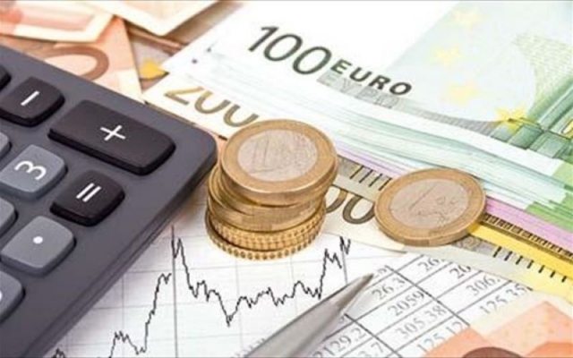 Ταμειακό έλλειμμα 526 εκατ. ευρώ στο α&#039; εξάμηνο
