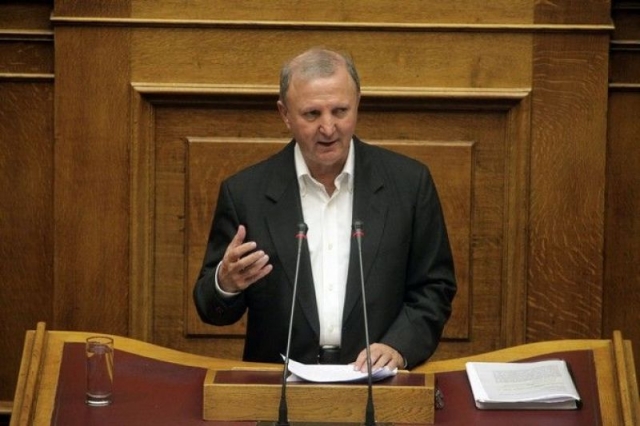 Βουλευτής ΣΥΡΙΖΑ: Θα παραιτηθώ μόνο αν επιβληθεί ΦΠΑ 24%