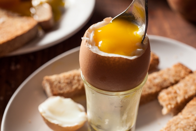 Ο ΕΦΕΤ μας συμβουλεύει ποια αυγά να αγοράζουμε