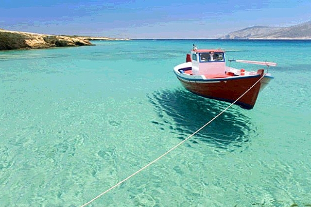 Η λίστα με τις 486 παραλίες της Ελλάδας που πήραν Γαλάζια Σημαία