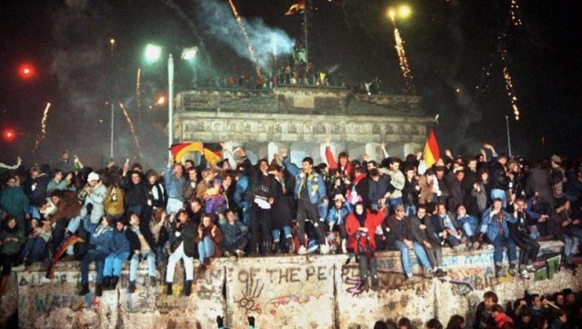 Η πτώση του τείχους του Βερολίνου που άλλαξε τον κόσμο
