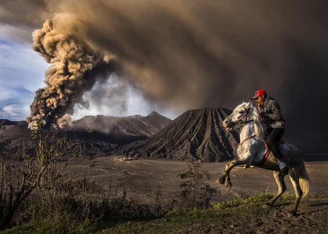 National Geographic: Οι εκπληκτικές φωτογραφίες που κέρδισαν στον φετινό διαγωνισμό