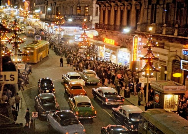 Μια ματιά στην "χρυσή" Αθήνα του 1960...
