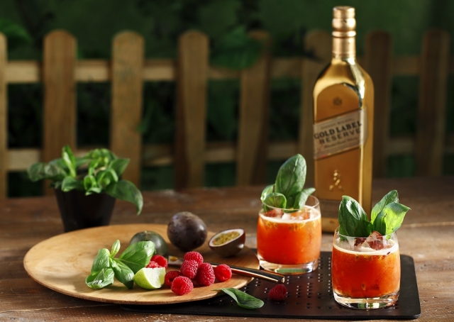 Ανακαλύψτε τα cocktails που θα «φέρουν» την Άνοιξη στο ποτήρι σας
