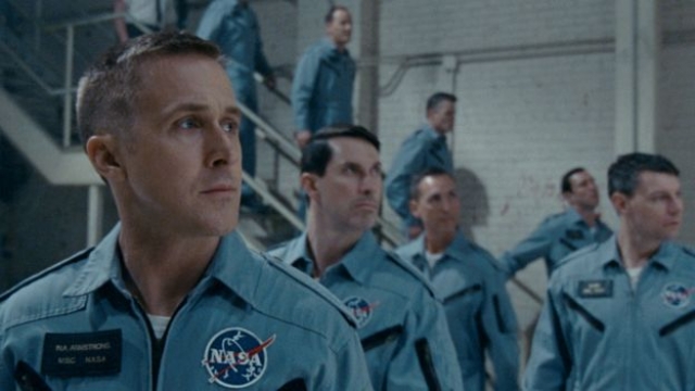 Η νέα ταινία του Ryan Gosling που υποδύεται τον Neil Armstrong (βίντεο)