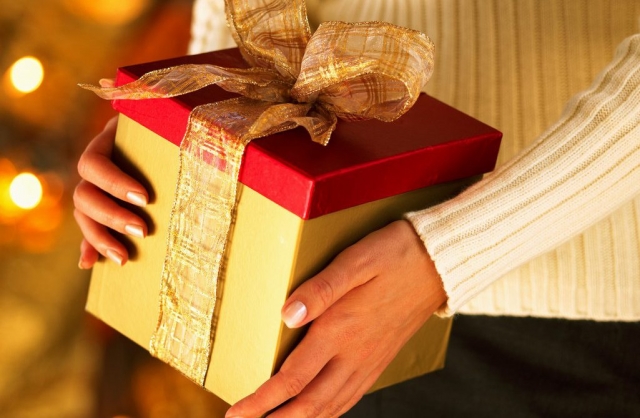 Πάρε ιδέες-5 πρωτότυπα δώρα για το αγόρι σου τα Χριστούγεννα
