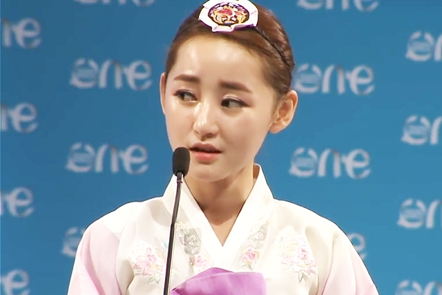 Η συγκλονιστίκη μαρτυρία της Yeonmi που δραπέτευσε από τη Β. Κορέα