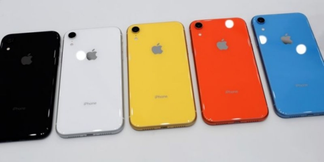 Η Apple βάζει τέλος στην παραγωγή του φτηνού iPhone XR