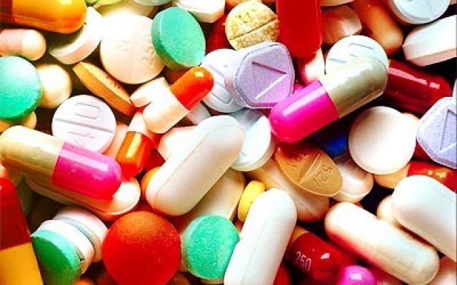 Ο ΕΟΦ κρούει τον κώδωνα του κινδύνου για ορισμένα αντιβιοτικά ευρέως φάσματος