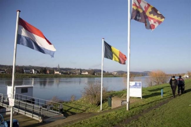 Ένας Ολλανδός άλλαξε τα σύνορα λόγω του Euro!