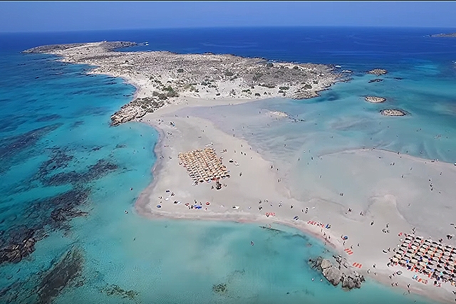 Οι παραλίες της Κρήτης από την κάμερα ενός drone