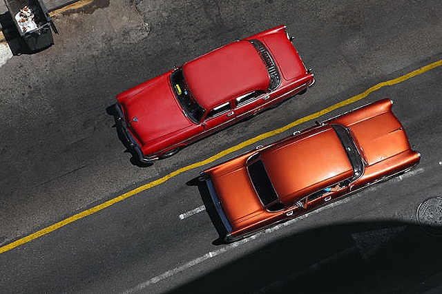 Κούβα: Κλασικά αυτοκίνητα παγωμένα στο χρόνο