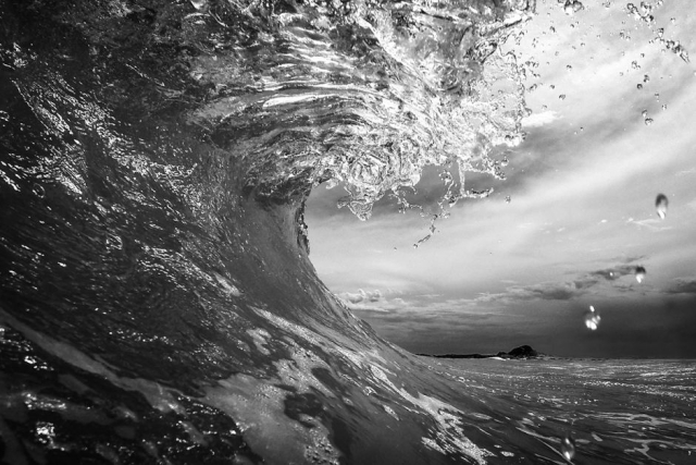 10 καταπληκτικές φωτογραφίες κυμάτων από τις βραζιλιάνικες ακτές