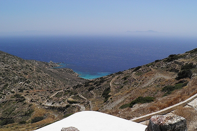 Η Telegraph μας... συστήνει 12 ελληνικά νησιά για απόλυτη ηρεμία
