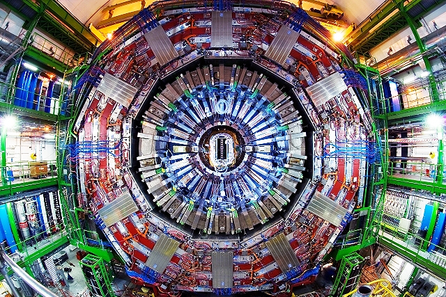 CERN: Μπροστά σε ανακάλυψη που αλλάζει την φυσική