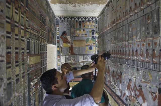 Σπουδαία αρχαιολογική ανακάλυψη στη νεκρόπολη Σακκάρα, νότια του Καΐρου