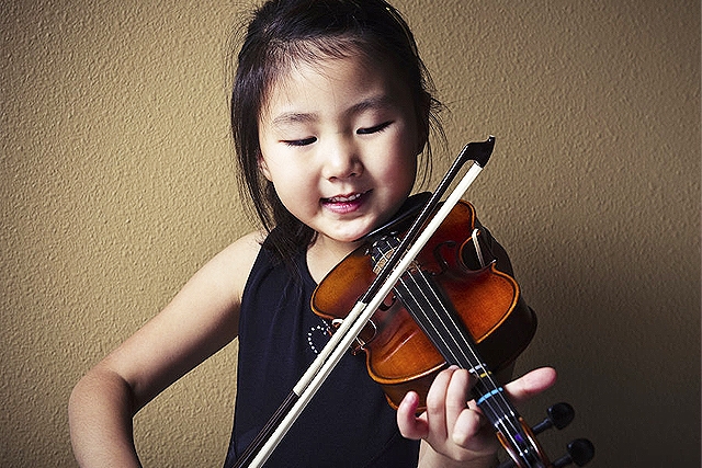 Γιατί πρέπει ένα παιδί να μαθαίνει μουσική
