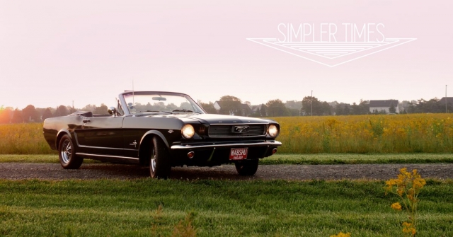 Ford Mustang Convertible του 1966. Σε καλεί να πάρεις το τιμόνι της (βίντεο)