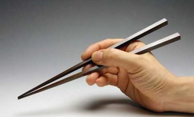 Το ιστορικό οδοιπορικό των chopsticks