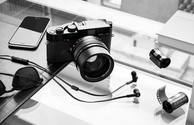 Τα υπέροχα σε ντιζάιν και ήχο ακουστικά της Leica
