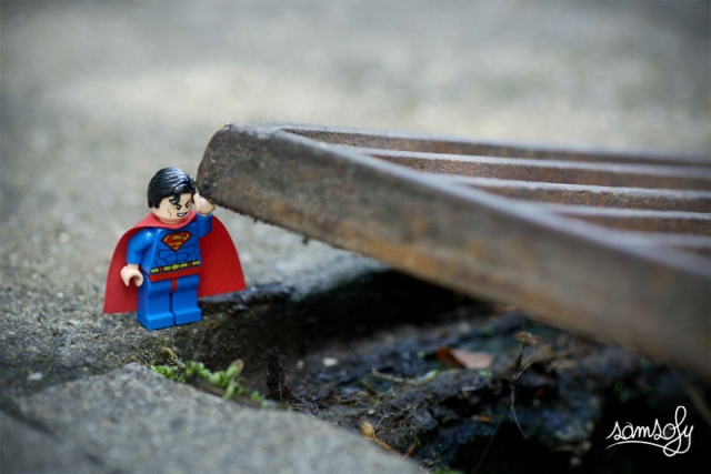 Οι ήρωες των LEGO βγήκαν στους δρόμους