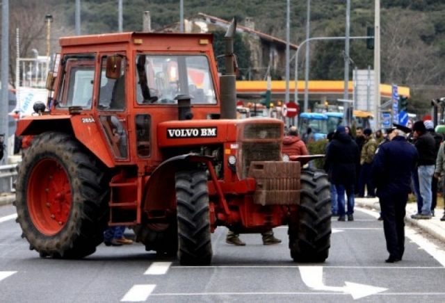 Αγρότες: Κλείνουν επ’ αόριστον Τέμπη, Ισθμός και Μάλγαρα