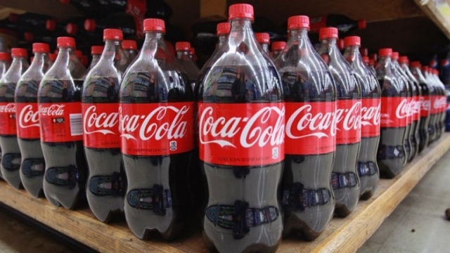 Η Coca-Cola λανσάρει το πρώτο της αλκοολούχο ποτό