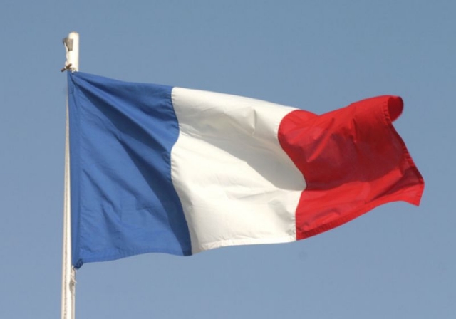 Γαλλία: Μείωση του φόρου για τους αγρότες ανήγγειλε ο Ολάντ