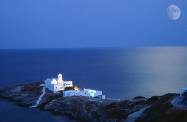 Μερικά από τα ωραιότερα εκκλησάκια της Ελλάδας